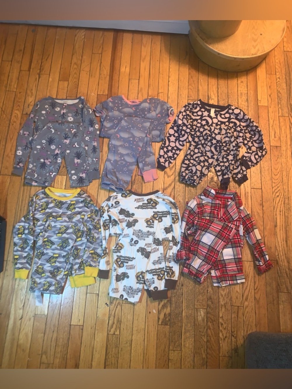 Kids pjs boys and girls 4t-12 - Picture 1 of 16